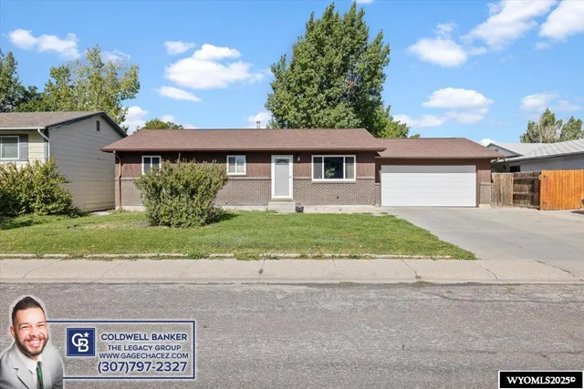 $250,000 | 2986 Herrington Drive, Casper, WY 82604