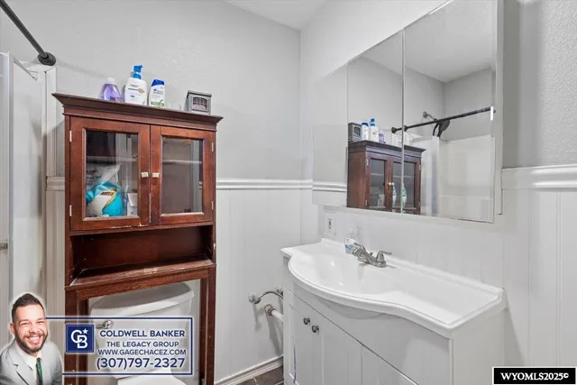 $250,000 | 2986 Herrington Drive, Casper, WY 82604