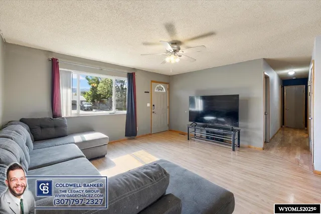 $250,000 | 2986 Herrington Drive, Casper, WY 82604