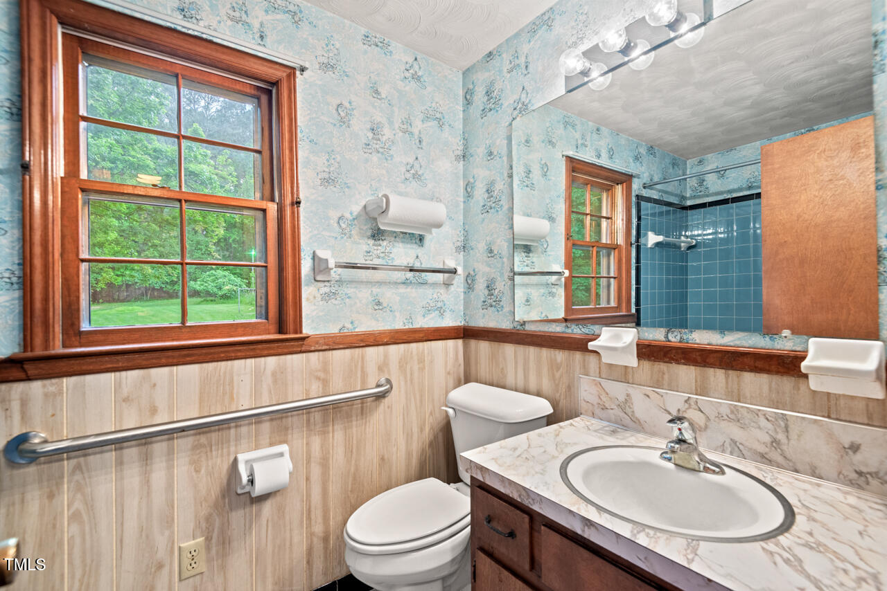 502 Hiddenbrook Drive Durham, NC 27703 - Photo 19 of 37 19