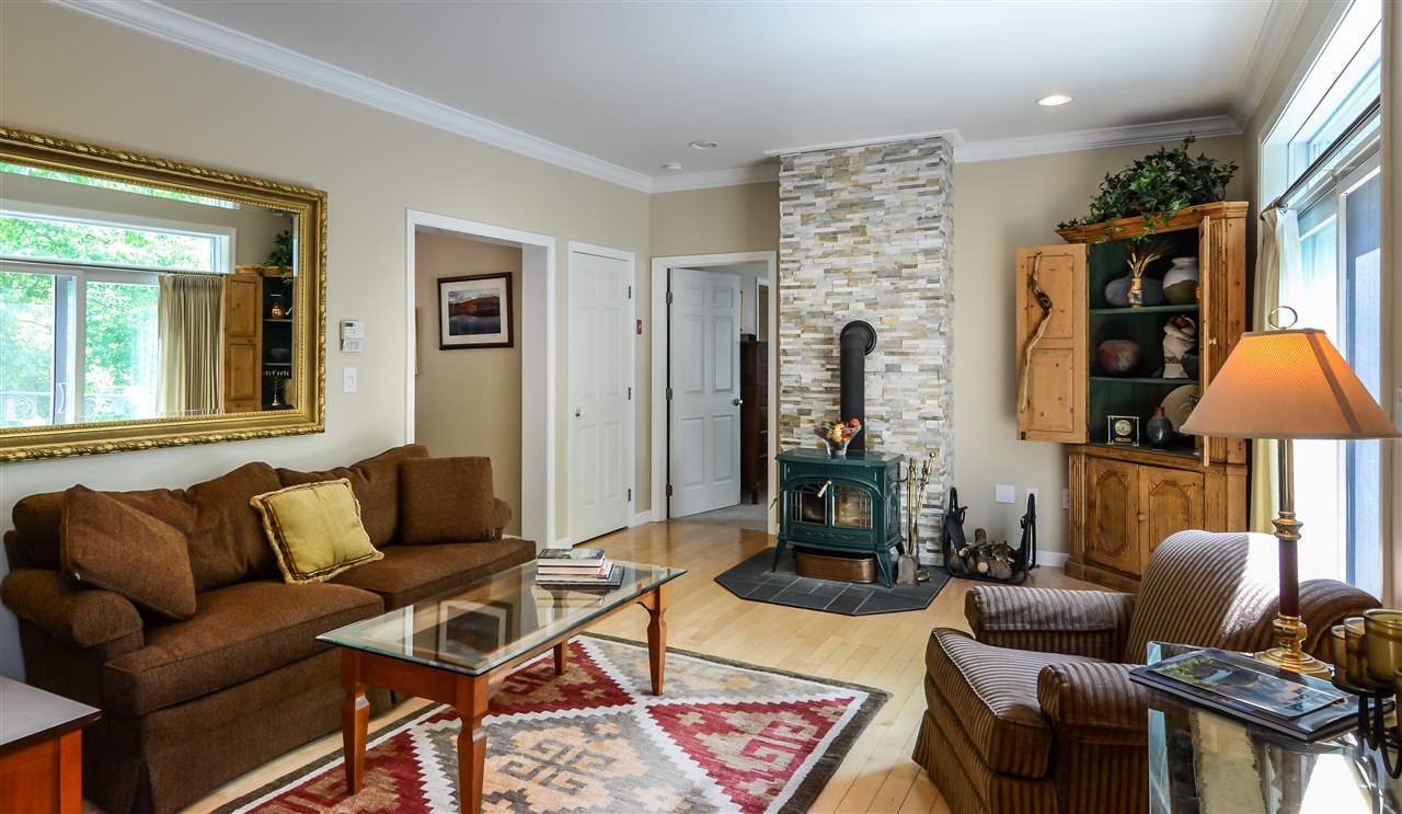 573 Wheelock Road Hartford, VT 05059 - Photo 3 of 17 Gallery Image 3