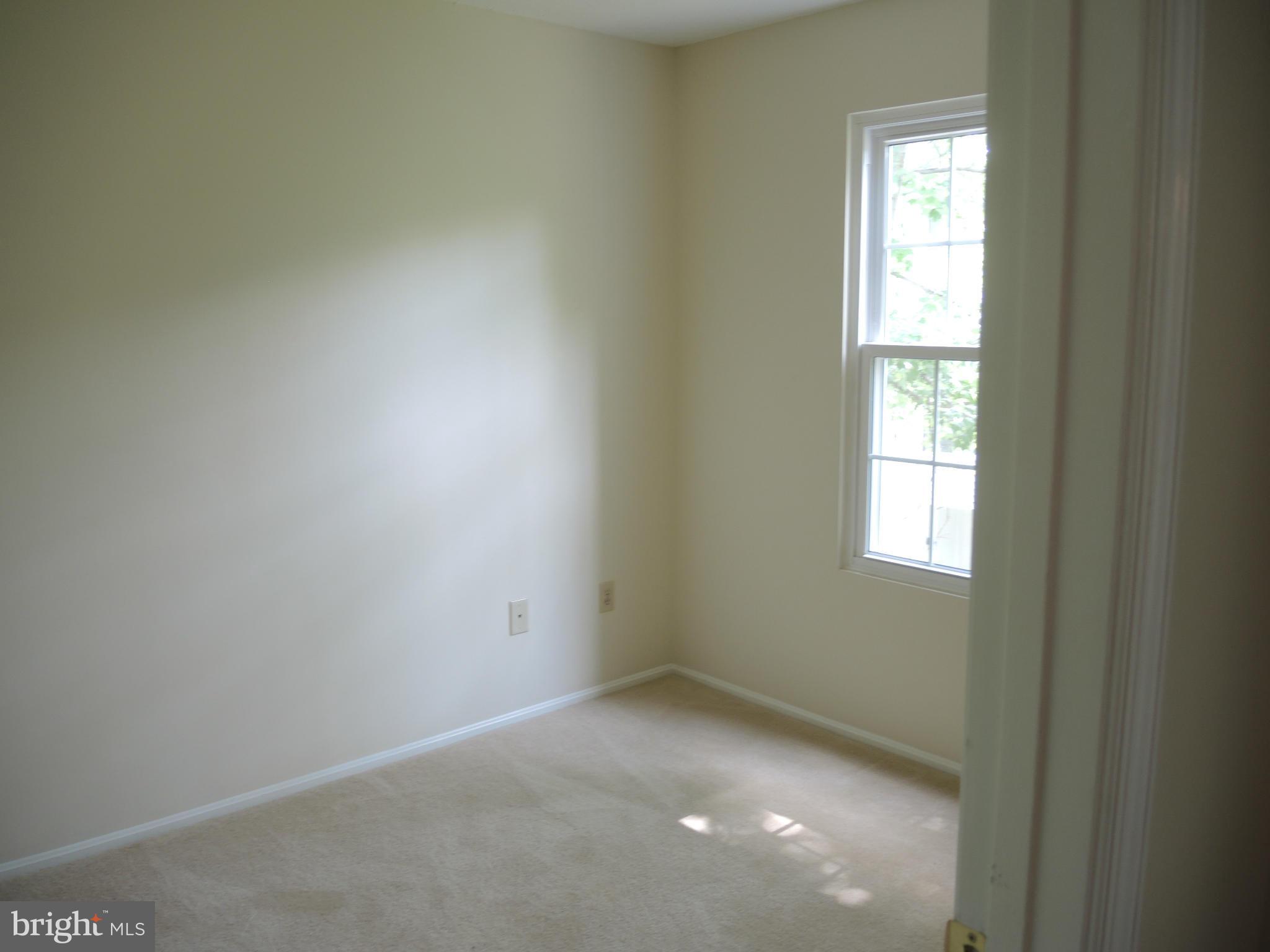 114 Fort Evans Road Southeast, Unit D Leesburg, VA 20175 - Photo 10 of 15 Bedroom #2