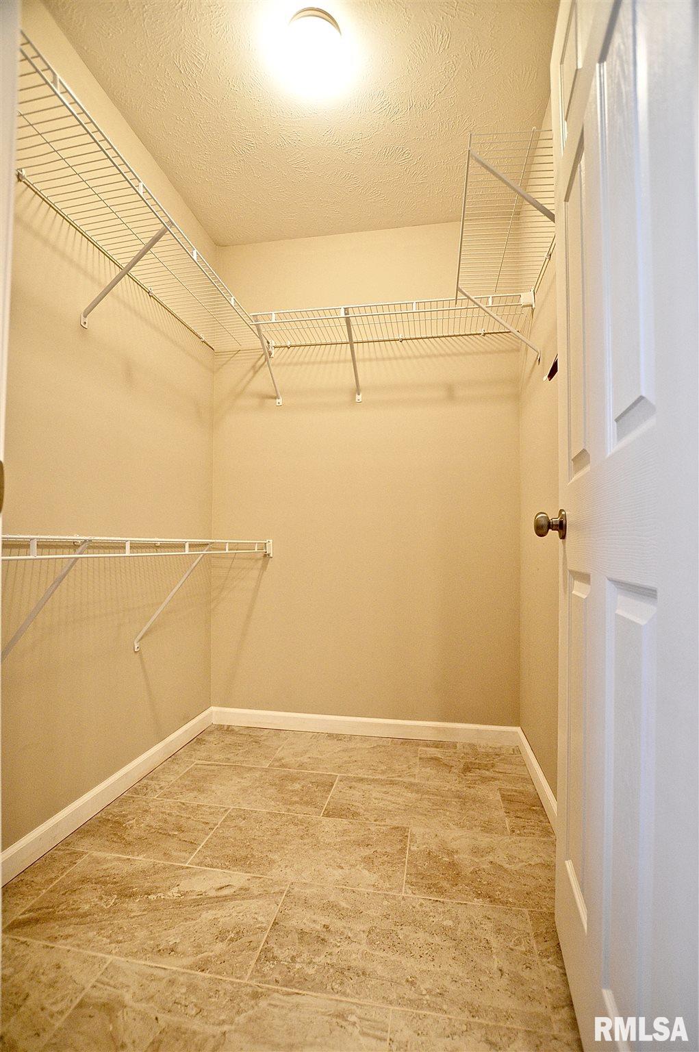 520 Wood Avenue Springfield, IL 62702 - Photo 14 of 35 Gallery Image 14