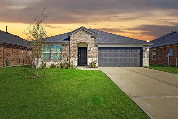 $309,900 | 9714 Wall Street, Texas City, TX 77591