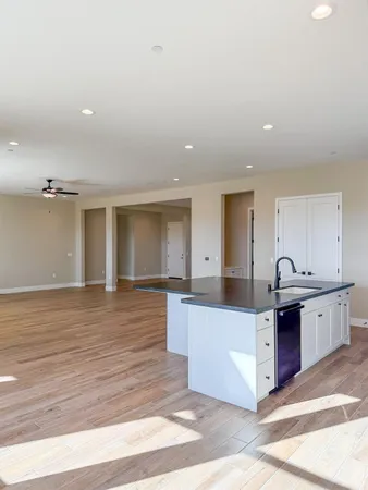 $738,900 | 951 Beaver Pond Loop, Madera, CA 93636