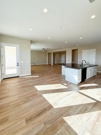 $738,900 | 951 Beaver Pond Loop, Madera, CA 93636