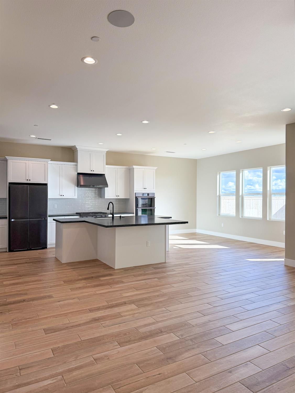 951 Beaver Pond Loop Madera, CA 93636 - Photo 20 of 48