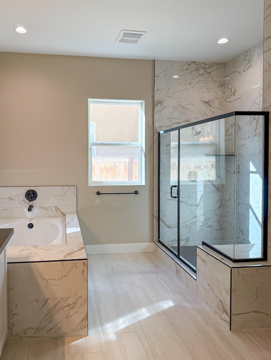 951 Beaver Pond Loop Madera, CA 93636 - Photo 32 of 48