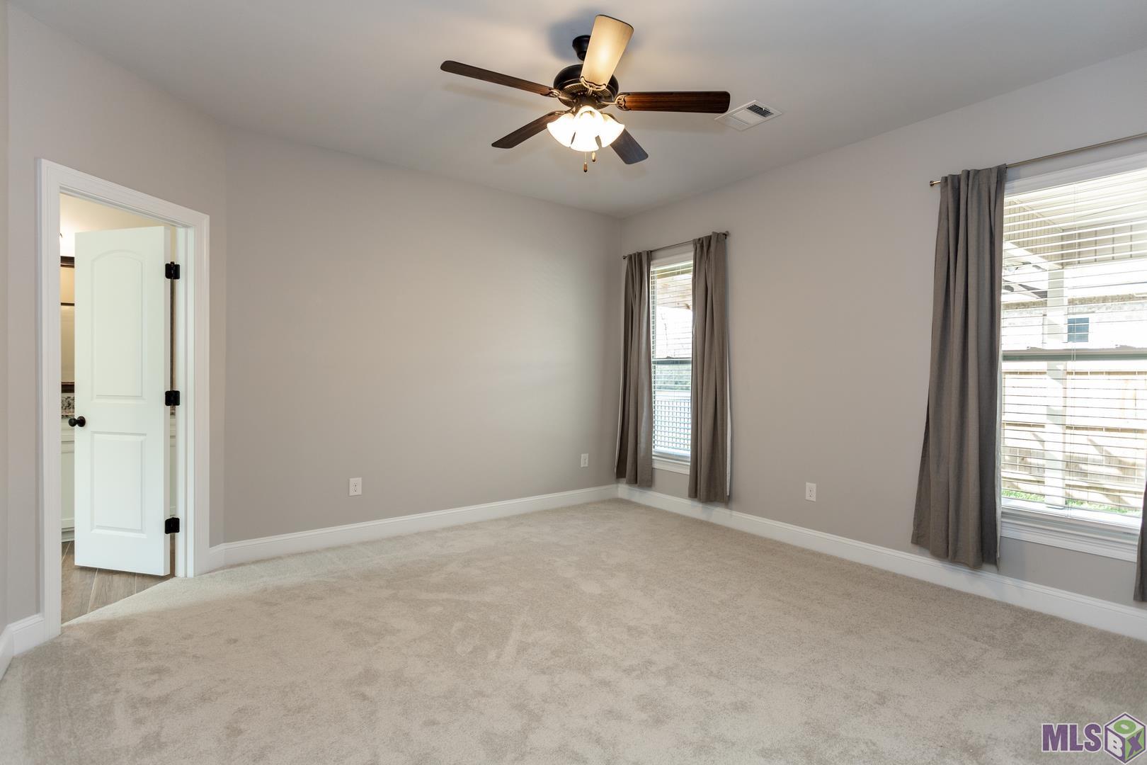 6356 Lake Edge Drive Baton Rouge, LA 70820 - Photo 8 of 21