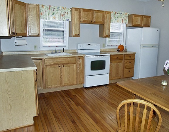 11 Orrison Street Worcester, MA 01609 - Photo 5 of 26 Gallery Image 5