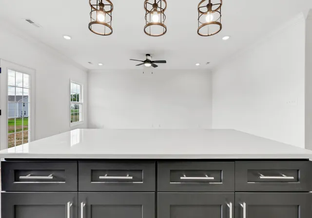 $349,900 | 382 Kingland Lane, Clarksville, TN 37043