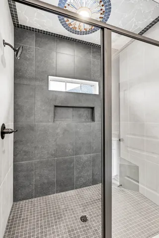 $349,900 | 382 Kingland Lane, Clarksville, TN 37043