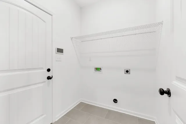 $349,900 | 382 Kingland Lane, Clarksville, TN 37043