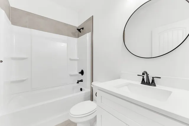 $349,900 | 382 Kingland Lane, Clarksville, TN 37043