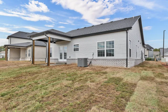 $349,900 | 382 Kingland Lane, Clarksville, TN 37043