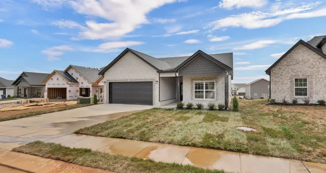 $349,900 | 382 Kingland Lane, Clarksville, TN 37043