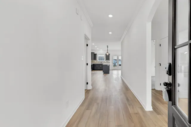 $349,900 | 382 Kingland Lane, Clarksville, TN 37043