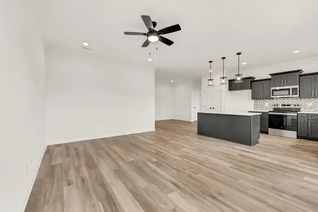 $349,900 | 382 Kingland Lane, Clarksville, TN 37043