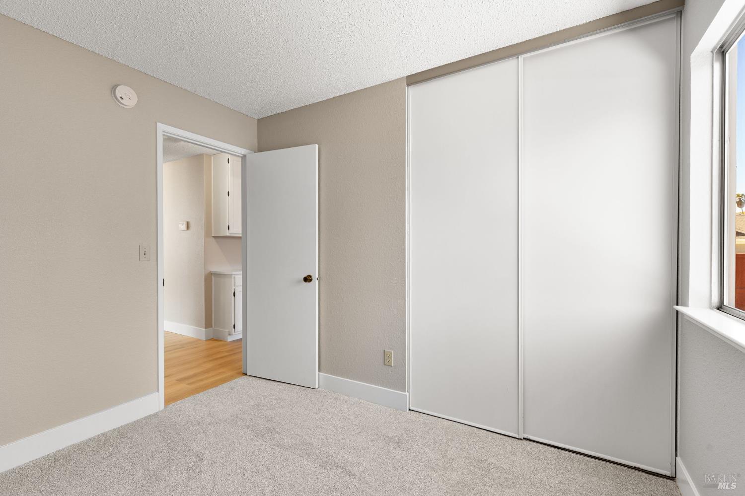 828 Stoneridge Circle Fairfield, CA 94534 - Photo 25 of 37 a view of an empty room