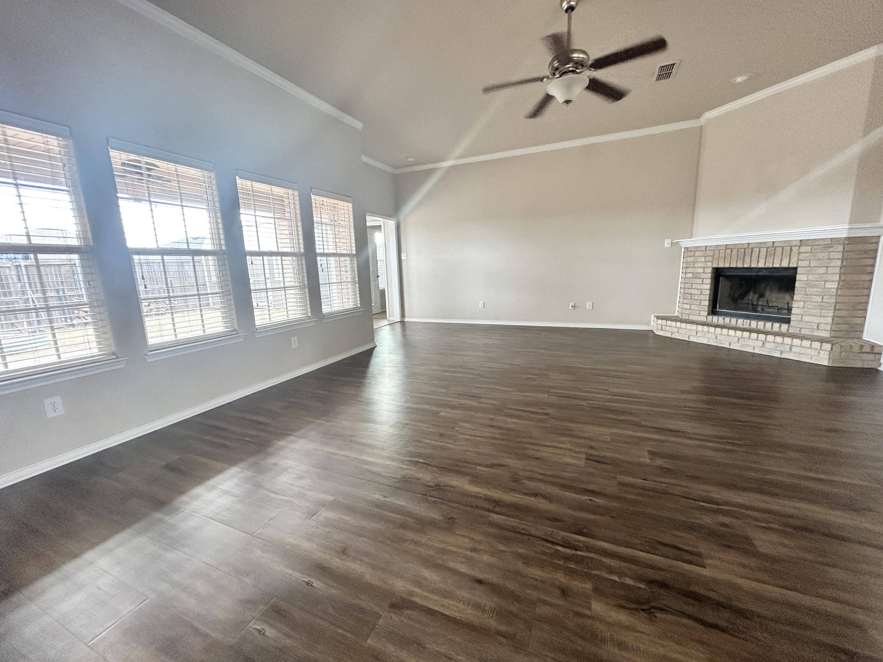 10601 Clinton Avenue Lubbock, TX 79424 - Photo 3 of 12 IMG_8497