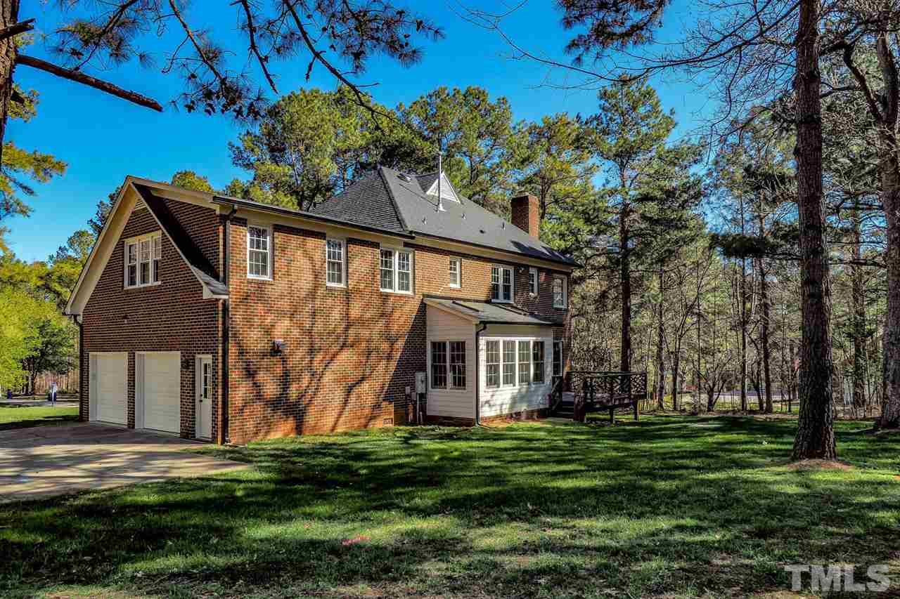 9012 Hemingwood Court Raleigh, NC 27613 - Photo 4 of 24