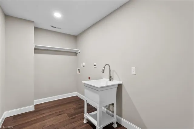 $459,000 | 6714 Planters Drive, High Point, NC 27265