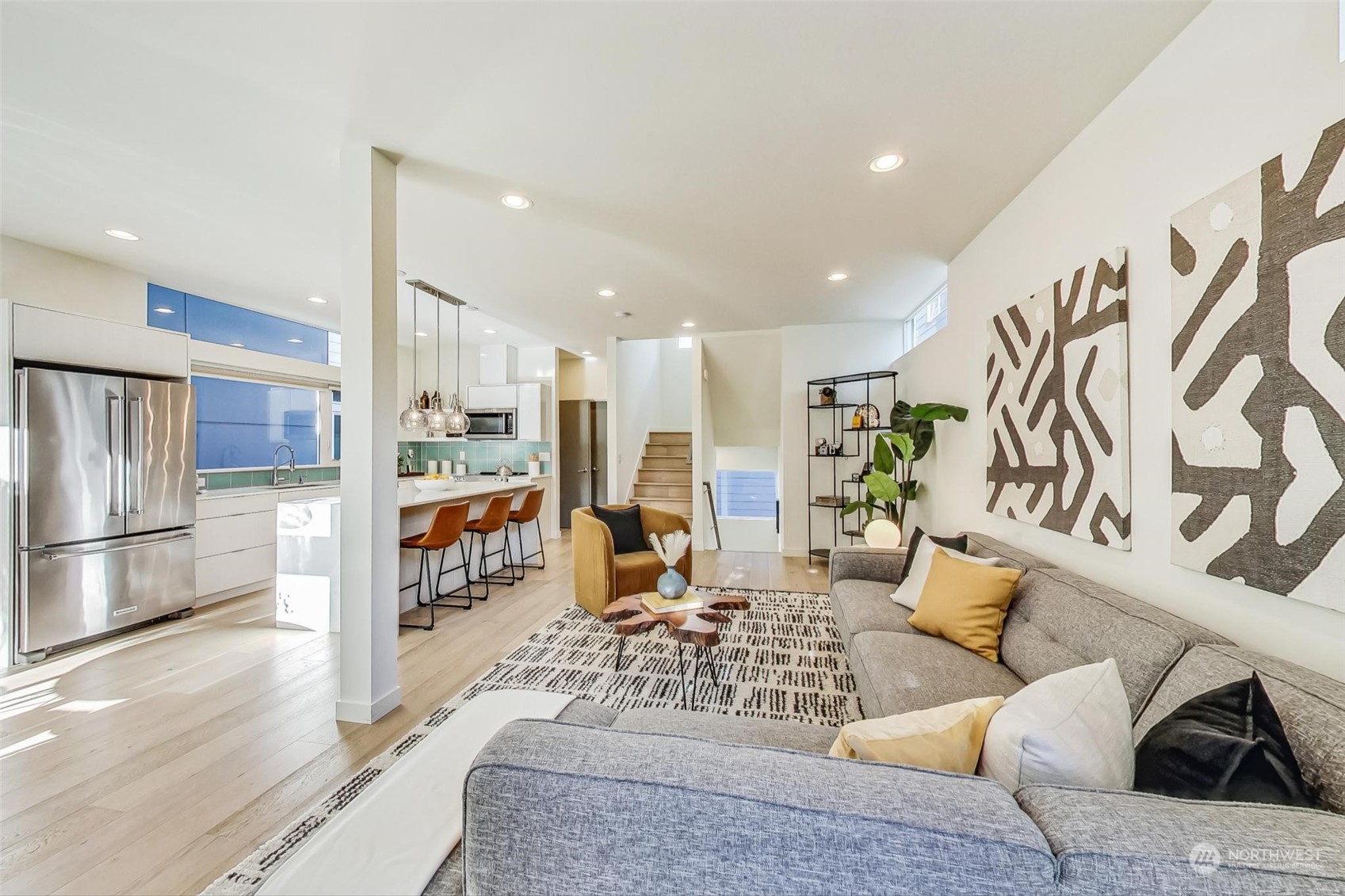 7329 Fauntleroy Way Southwest Seattle, WA 98136 - Photo 3 of 32 Gallery Image 3