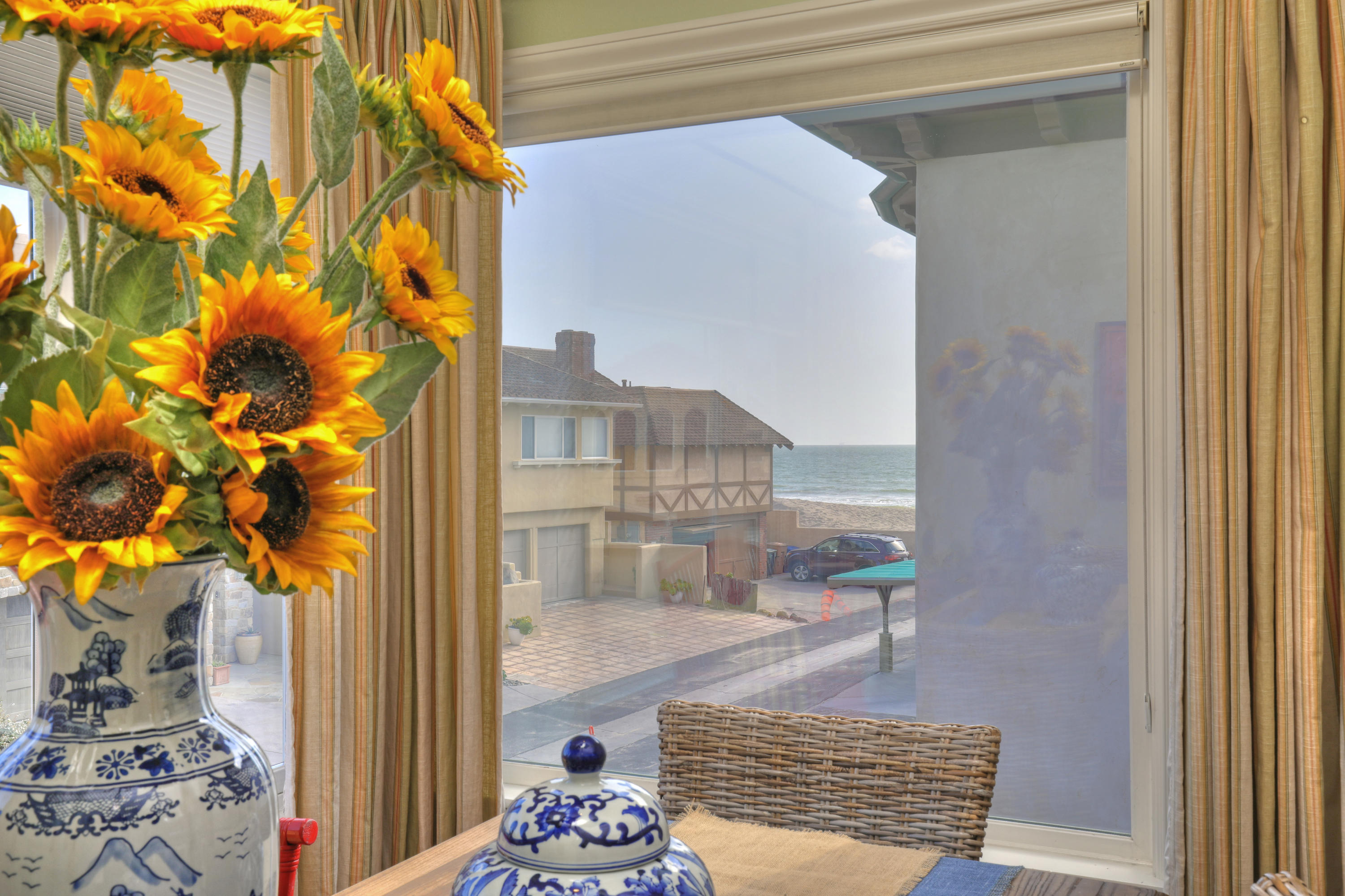 1237 Brunswick Lane Ventura, CA 93001 - Photo 19 of 35 IMG_8372_3_4_tonemapped