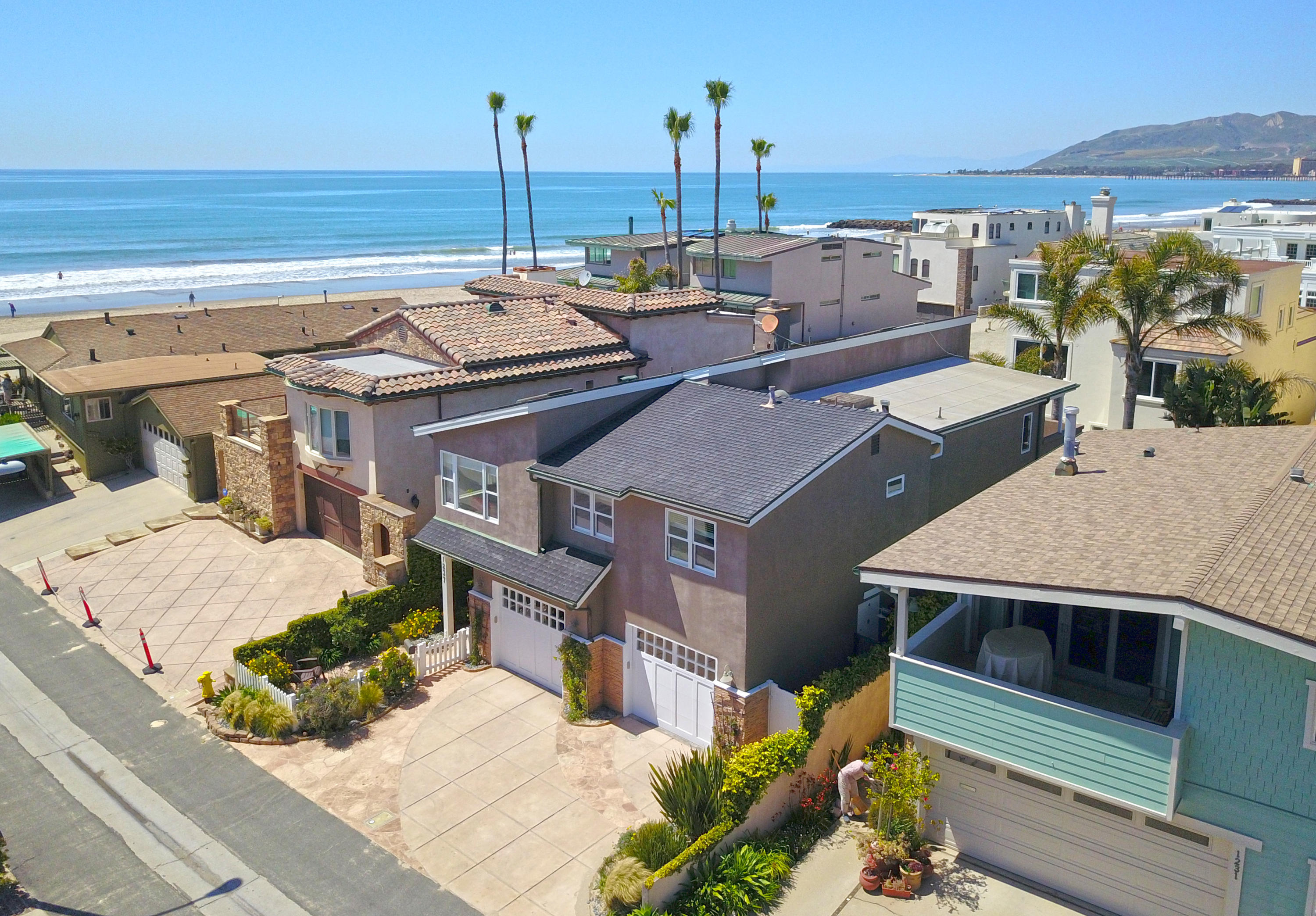 1237 Brunswick Lane Ventura, CA 93001 - Photo 2 of 35 DJI_0171