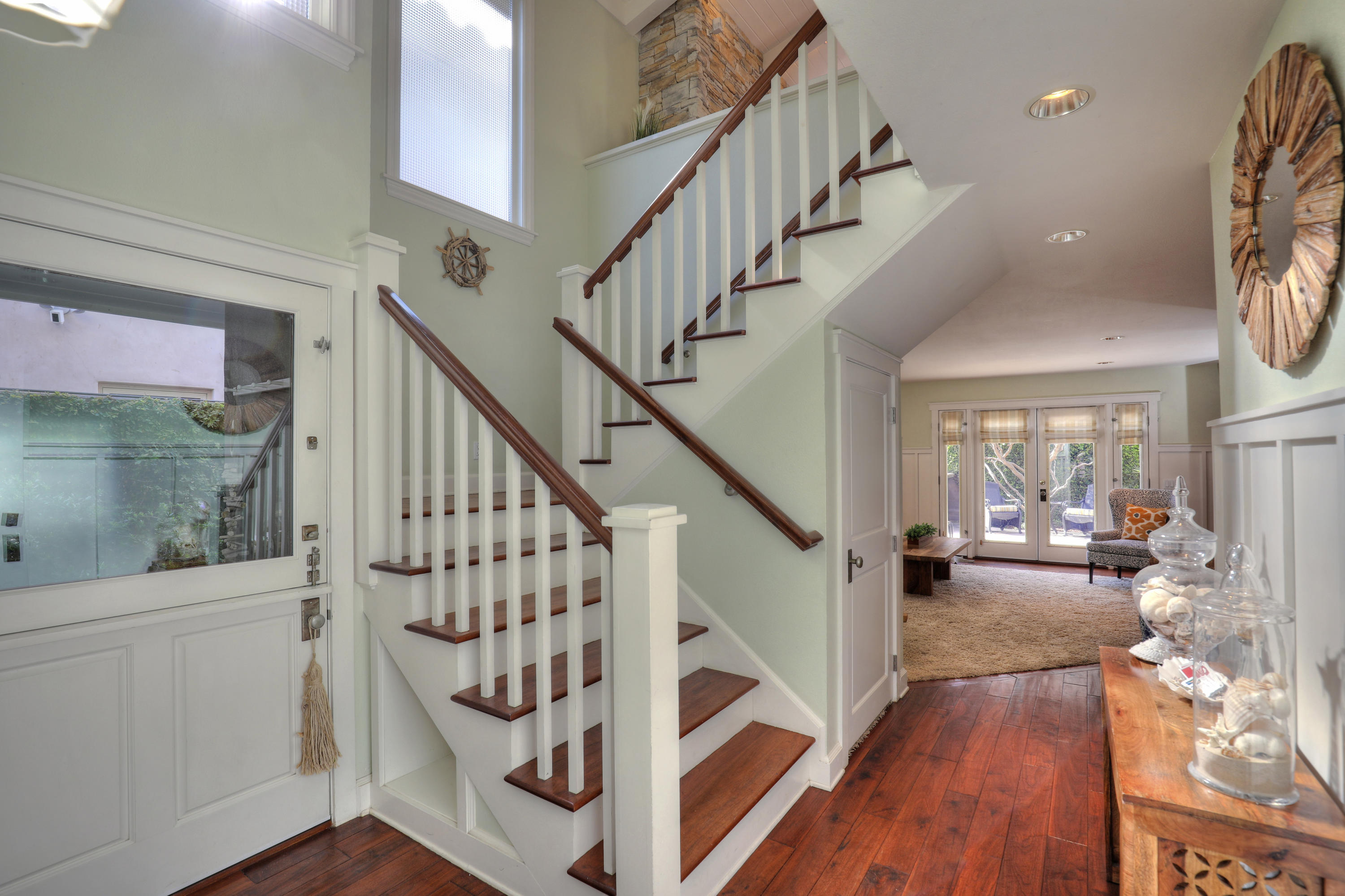 1237 Brunswick Lane Ventura, CA 93001 - Photo 4 of 35 IMG_8223_4_5_tonemapped