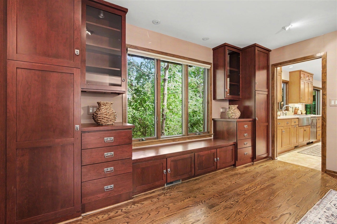 2145 Ridge Avenue Ann Arbor, MI 48104 - Photo 12 of 70 Gallery Image 12