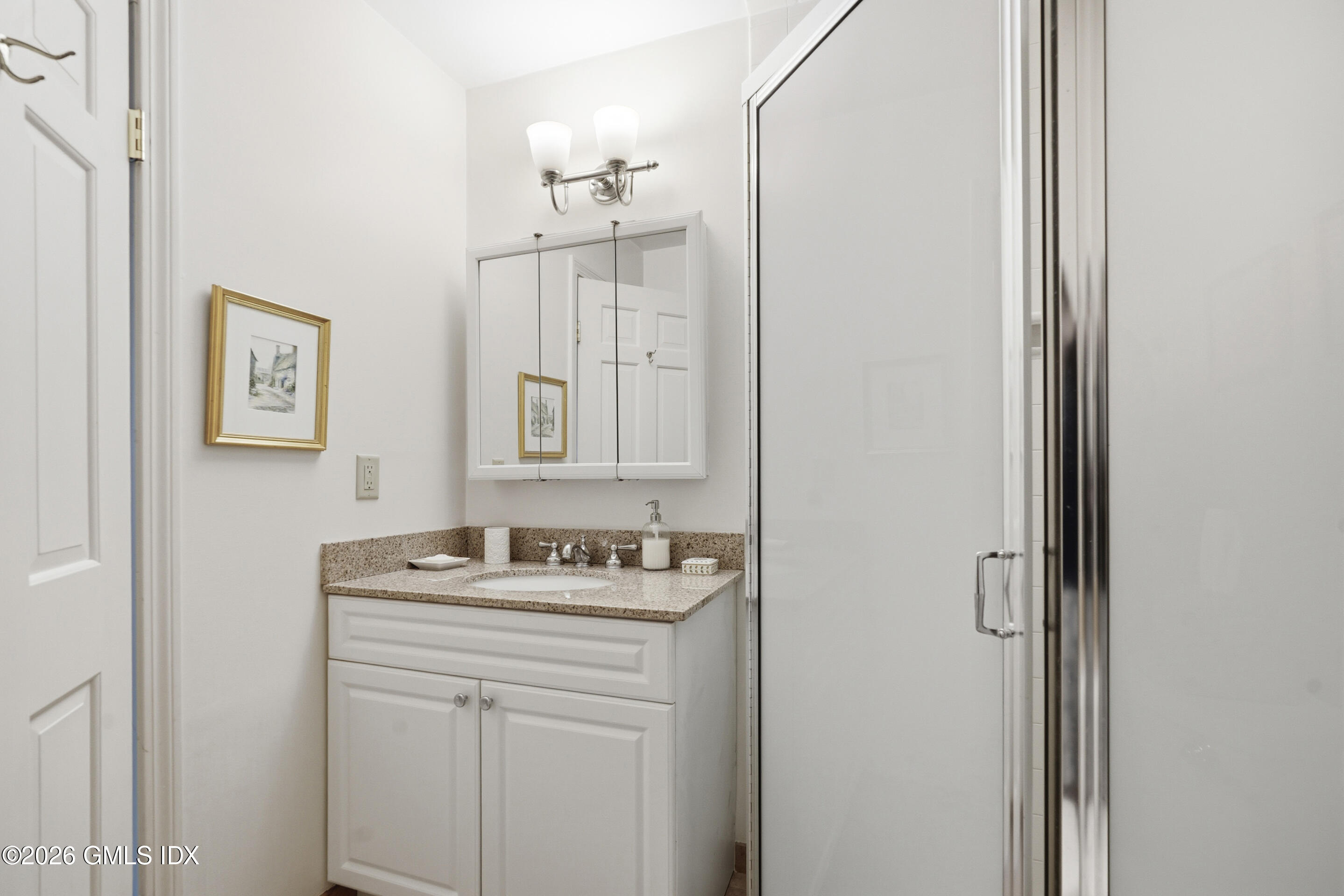 19 Georgetowne North, Unit 19 Greenwich, CT 06831 - Photo 20 of 29 20 - DSC00116_1