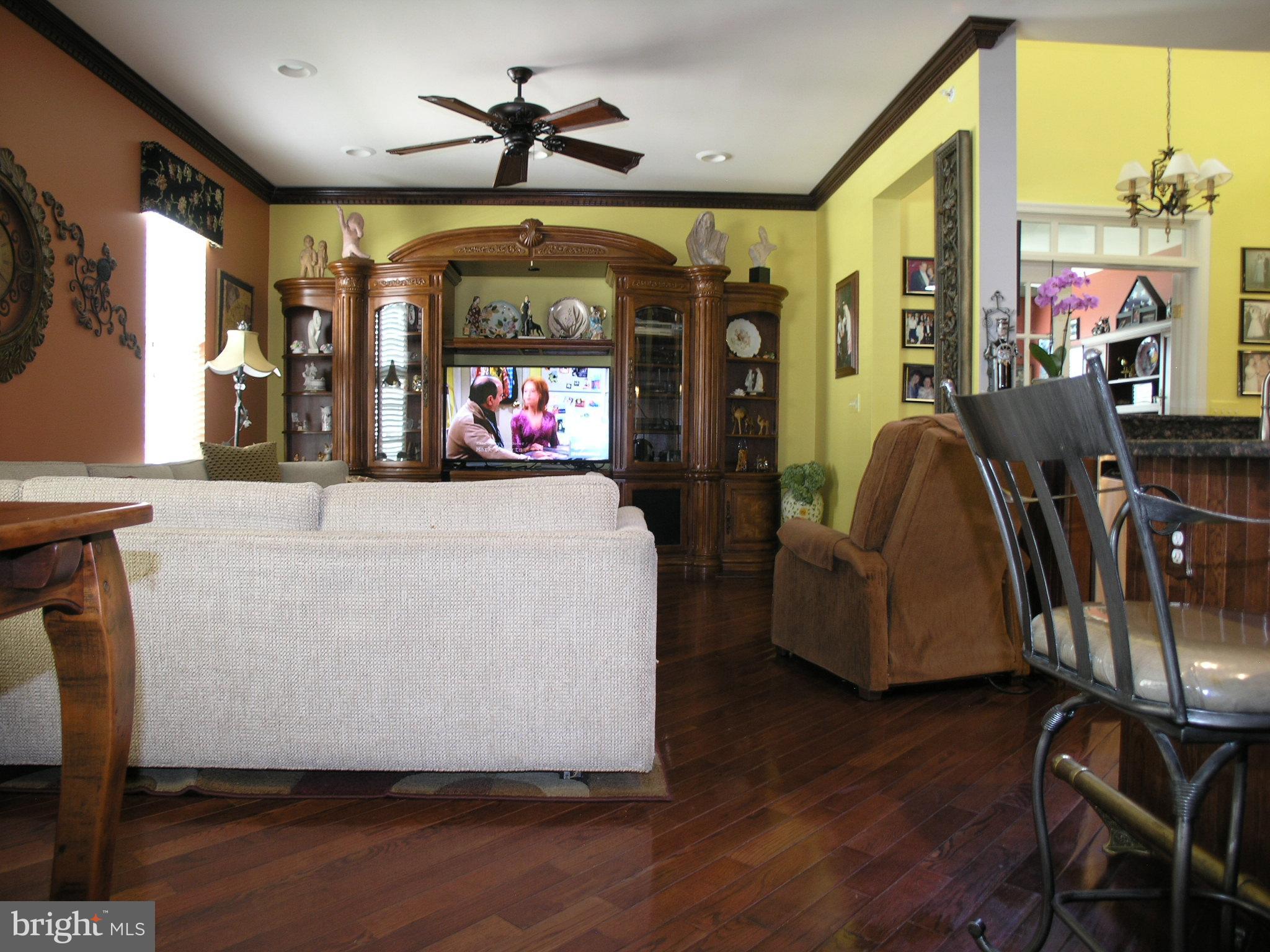 950 Nathaniel Trail Warminster, PA 18974 - Photo 10 of 26 a living room with furniture and a flat screen tv
