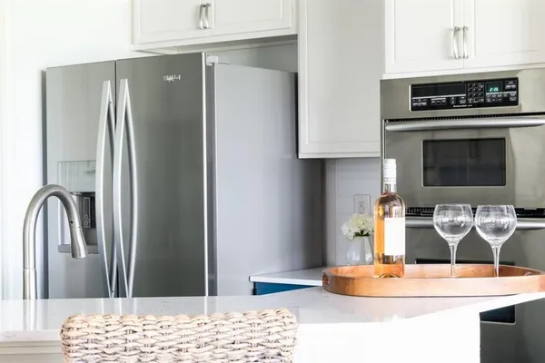 $3,400 | 1000 Liberty Park Drive, Unit 202, Austin, TX 78746