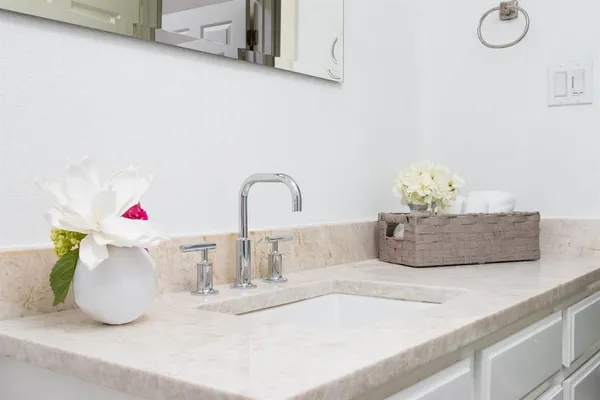 $3,400 | 1000 Liberty Park Drive, Unit 202, Austin, TX 78746