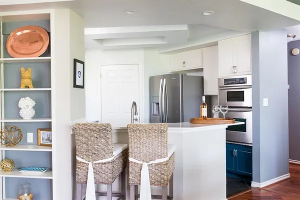 $3,400 | 1000 Liberty Park Drive, Unit 202, Austin, TX 78746