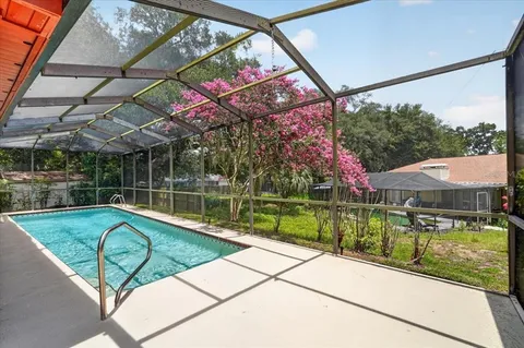 $375,000 | 1013 Black Knight Drive, Valrico, FL 33594