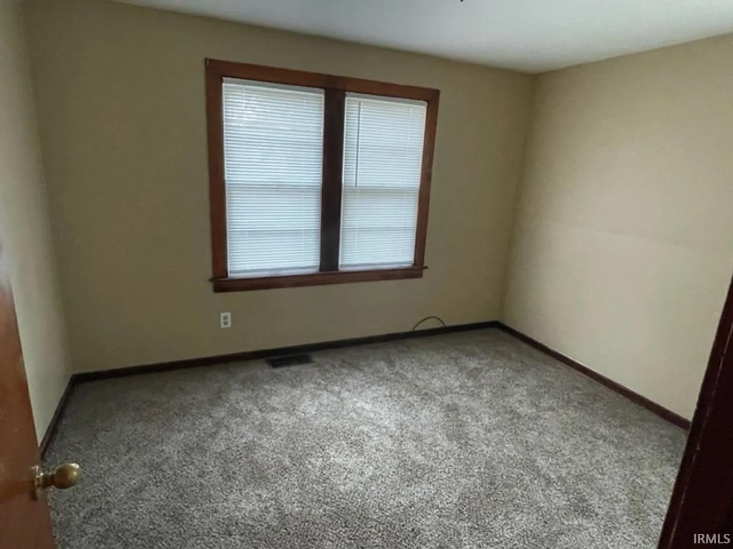 4816 Monroe Street Fort Wayne, IN 46806 - Photo 9 of 11
