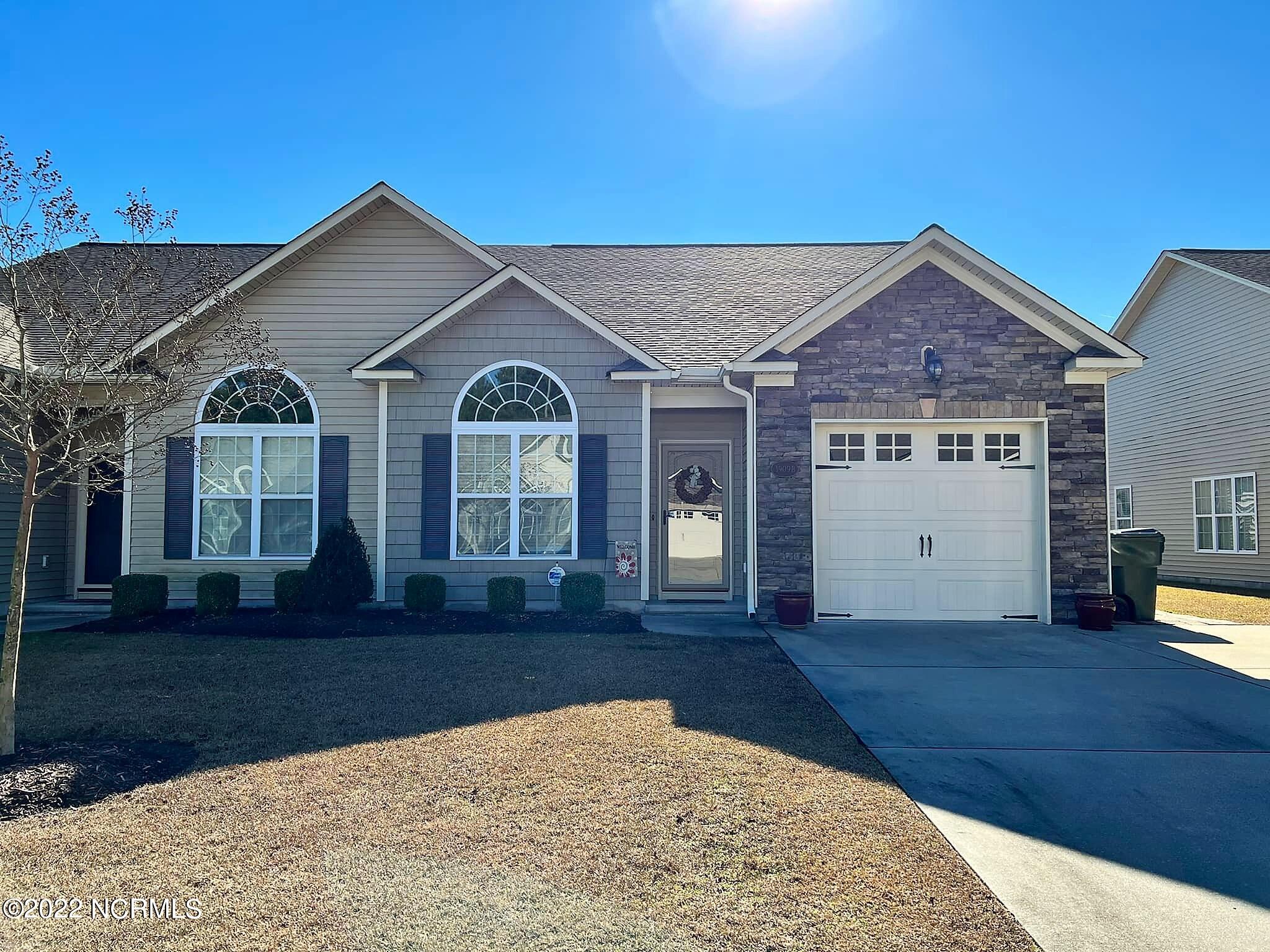 3909 Nantucket Road, Unit B Greenville, NC 27834 - Photo 1 of 21 Front