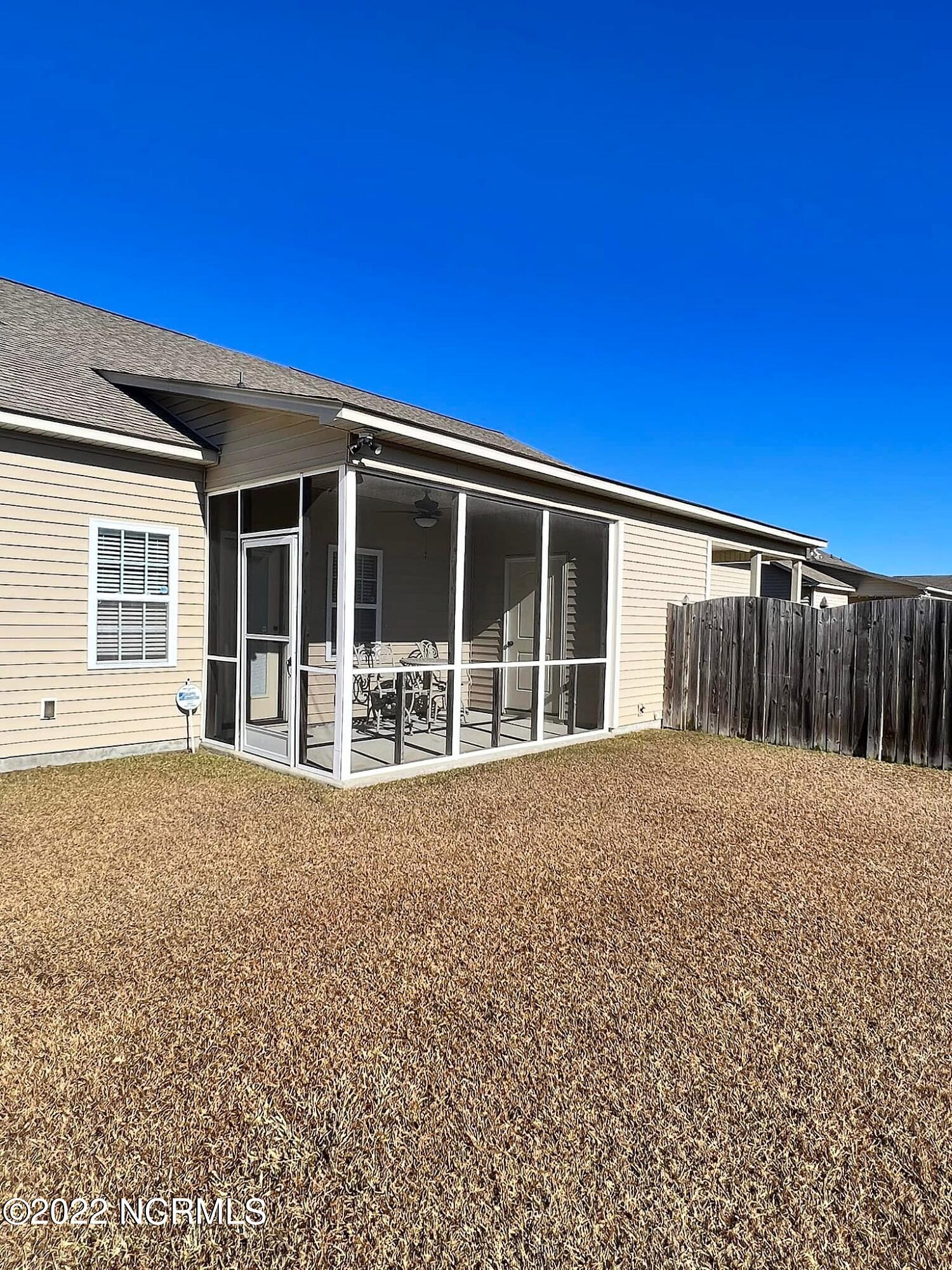3909 Nantucket Road, Unit B Greenville, NC 27834 - Photo 20 of 21 271598380_10226573209854196_451230191123