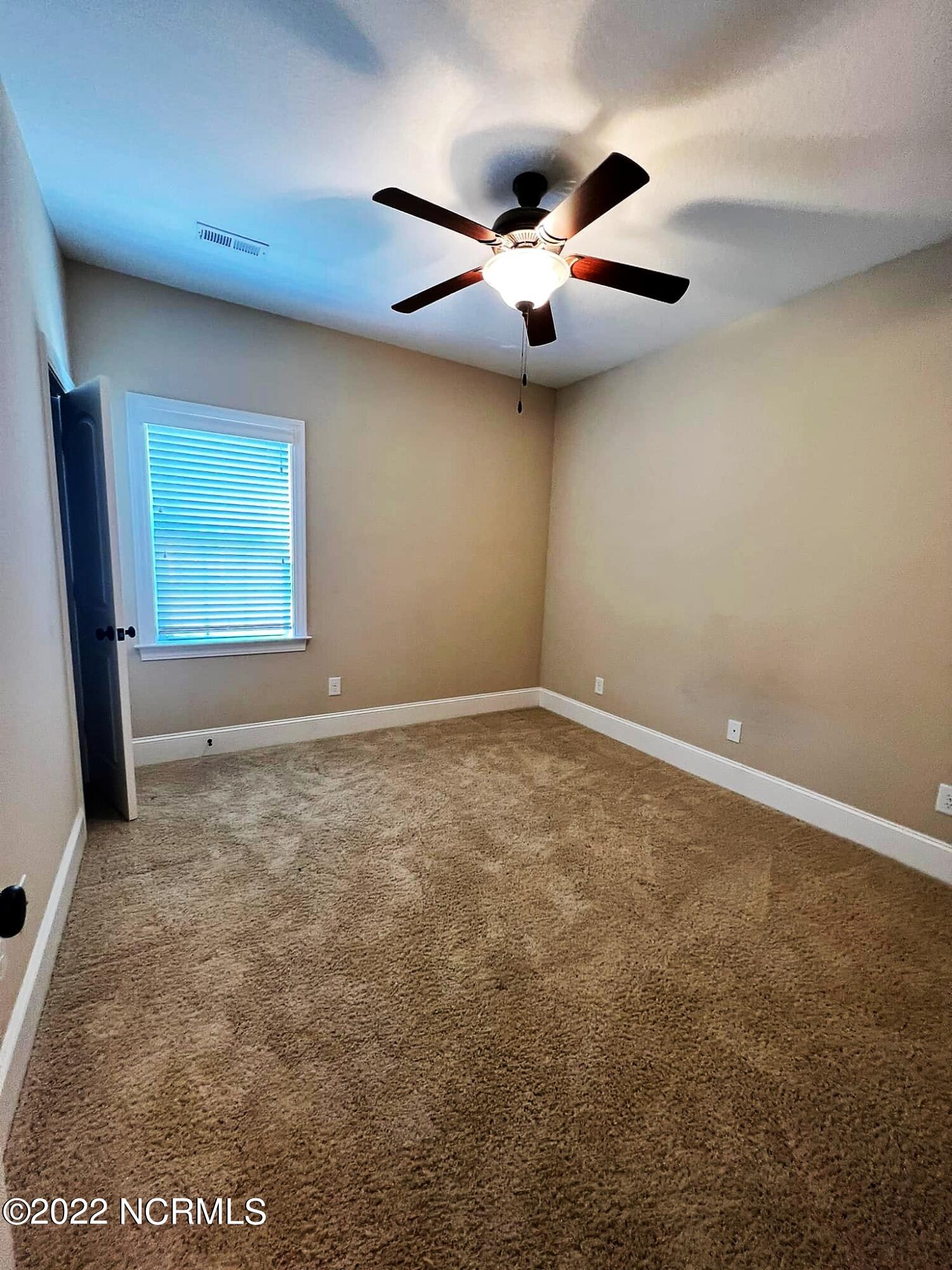 3909 Nantucket Road, Unit B Greenville, NC 27834 - Photo 9 of 21 271261769_10226573186333608_459368489957