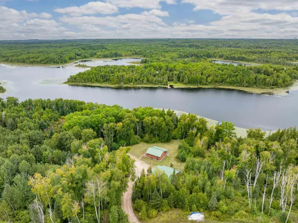 $549,900 | 32118 East Gunn Lake Trail, Marcell, MN 56657