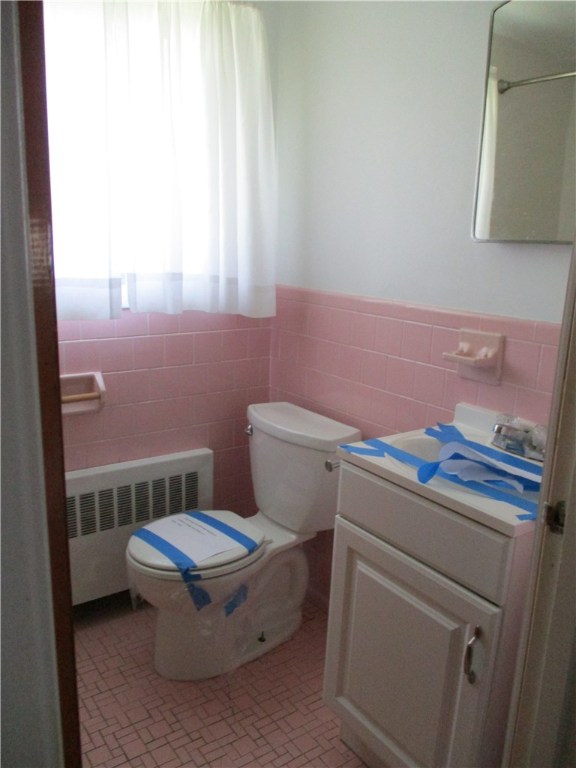 67 Landmark Road Warwick, RI 02886 - Photo 15 of 20 #2 Full Bath on the 2nd Floor