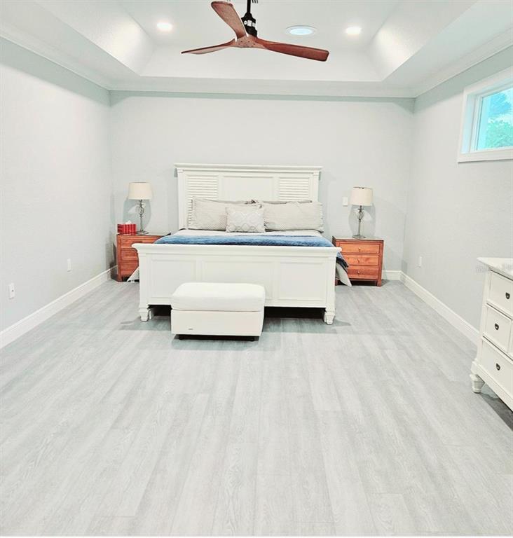 1415 Beach Club Lane Apollo Beach, FL 33572 - Photo 7 of 20 a utility room with dryer and washer