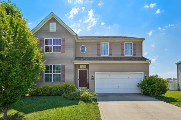 $379,900 | 556 Tallman Street, Groveport, OH 43125