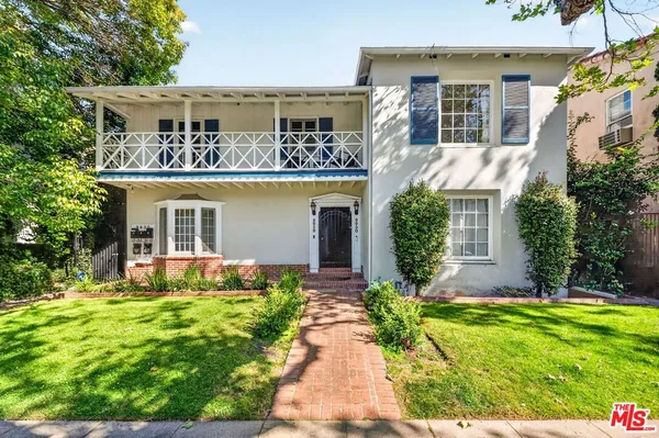 $6,995 | 9928 Robbins Drive, Beverly Hills, CA 90212