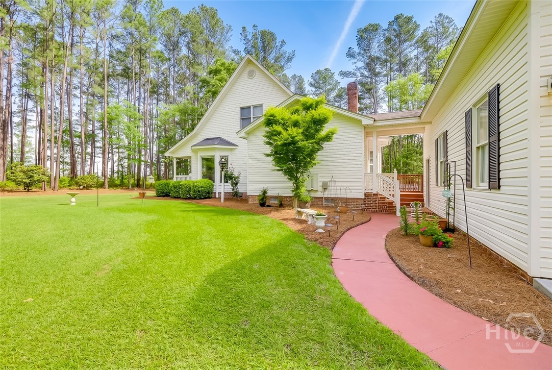 5012 Old Groveland Road Pembroke, GA 31321 - Photo 3 of 55 Gallery Image 3