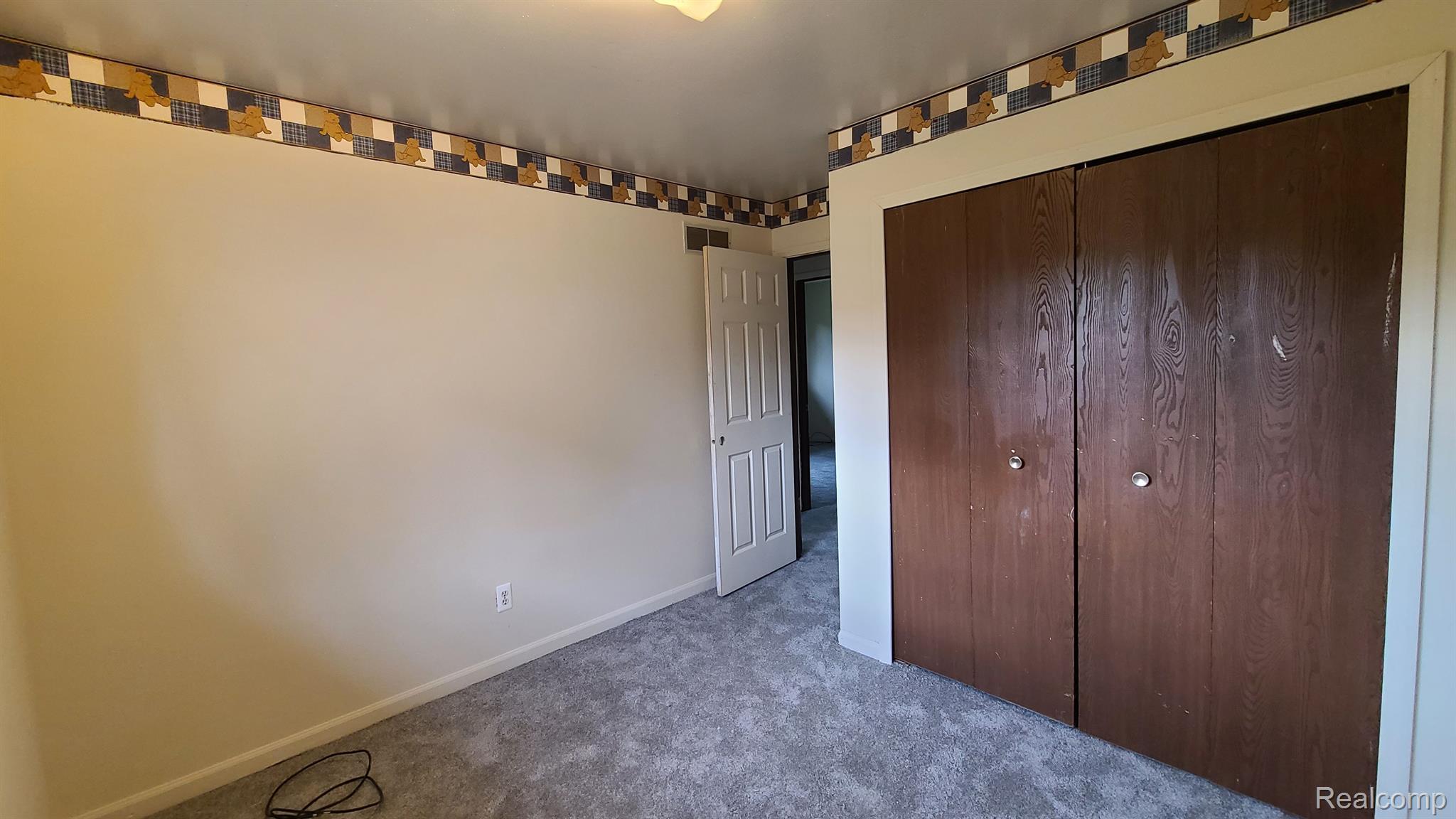 8261 Toepfer Road Warren, MI 48089 - Photo 12 of 17 Gallery Image 12