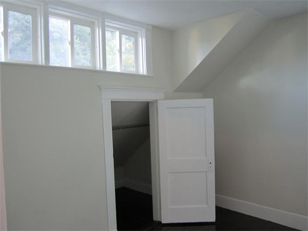 11 Suncrest Road Boston, MA 02136 - Photo 14 of 16 Gallery Image 14