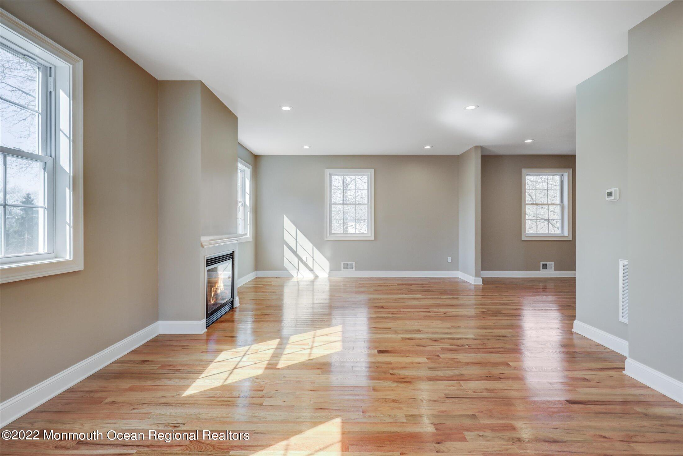 599 Line Road Aberdeen, NJ 07747 - Photo 11 of 45 11-Family Room